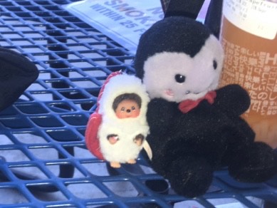 viktor the vampire & monchichi